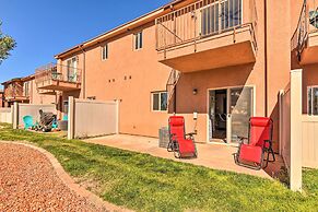 Updated Townhome w/ Patio & Red Rock Views!