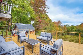 Storybook Stratton House: 3 Mi to Mount Snow!