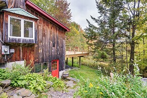 Storybook Stratton House: 3 Mi to Mount Snow!