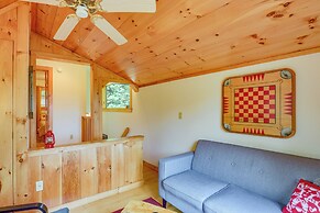 Storybook Stratton House: 3 Mi to Mount Snow!