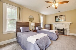 Quiet Jacksonville Retreat - 4 Miles to Downtown!