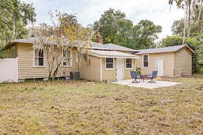Quiet Jacksonville Retreat - 4 Miles to Downtown!