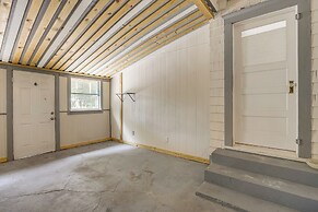 Quiet Jacksonville Retreat - 4 Miles to Downtown!