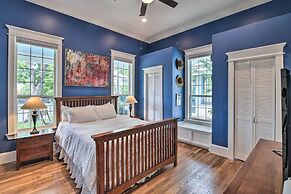 Historic Houston Bungalow ~ 2 Mi to Downtown!