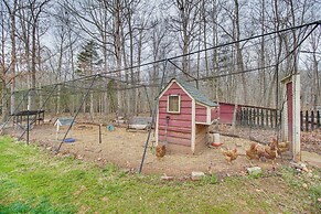 Cozy Virginia Vacation Rental w/ Seasonal Pool!