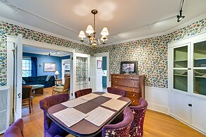 Charming Pet-friendly Vacation Rental w/ Backyard!