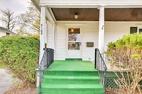 Charming Pet-friendly Vacation Rental w/ Backyard!
