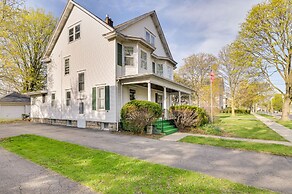 Charming Pet-friendly Vacation Rental w/ Backyard!