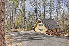 California Cabin w/ Lake Access: 28 Mi to Yosemite