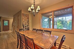 2 Mi to Beech Mtn Resort: Cabin w/ Deck & Grill!