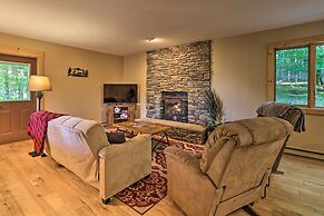 2 Mi to Beech Mtn Resort: Cabin w/ Deck & Grill!