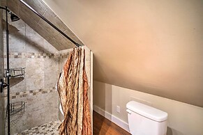 Idyllic Houma Vacation Rental on Shared Pond!