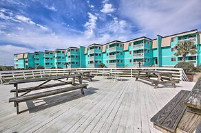 Beachfront Condo w/ Boardwalk & Pool Access!