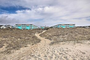 Beachfront Condo w/ Boardwalk & Pool Access!