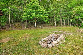 Quiet Cabin Retreat on 30 Acres Near Kentucky Lake