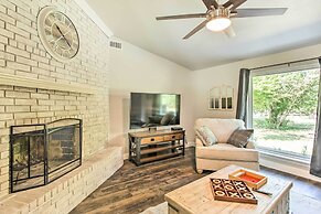 ~ 3 Mi to Dtwn Mckinney: Suburban Texas Retreat