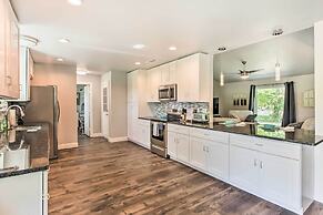 ~ 3 Mi to Dtwn Mckinney: Suburban Texas Retreat