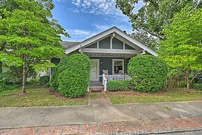 Bright Greensboro Escape ~ 1 Mi to Downtown