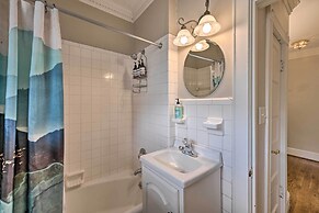 Bright Greensboro Escape ~ 1 Mi to Downtown