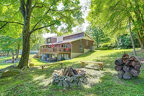 Pet-friendly Vacation Rental w/ Lake Access