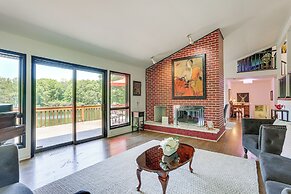 Pet-friendly Vacation Rental w/ Lake Access