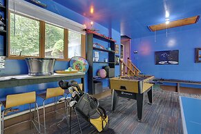 Pet-friendly Vacation Rental w/ Lake Access