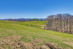 Scenic Ranch House w/ Fishing Pond!
