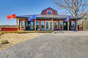 Scenic Ranch House w/ Fishing Pond!