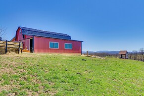 Scenic Ranch House w/ Fishing Pond!