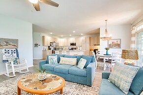 2 Mi to Beach: Ocean View Oasis w/ Resort Access!