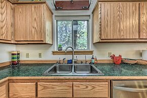 Cloudcroft Cabin w/ Deck < 2 Mi to Downtown!
