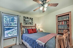 Cloudcroft Cabin w/ Deck < 2 Mi to Downtown!