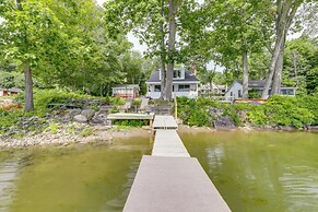 Lakefront Cottage w/ Covered Porch & Dock!