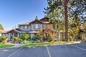 Bright Klamath Falls Townhome w/ Resort Perks