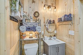 'grace Place' Clark House on Farm: Shared Hot Tub!