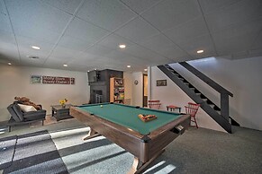 Cozy A-frame Cabin w/ Pool Table: 8 Mi to Mt Snow!