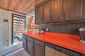 Cozy A-frame Cabin w/ Pool Table: 8 Mi to Mt Snow!