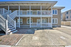 Beach Block Wildwood Condo - Proximity to Dining!