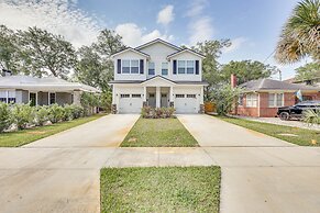 Pet-friendly Townhome, 1 Mi to Southbank Riverwalk