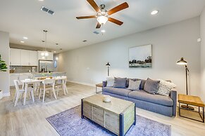 Pet-friendly Townhome, 1 Mi to Southbank Riverwalk