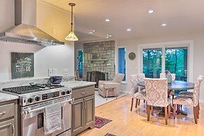 Highlands Home w/ Fireplace, Views, & Trails!