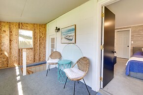 Nautical Akron Cottage w/ Sunroom + Lake Views!