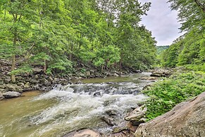 11 Mi to Wolf Ridge Ski Resort: Burnsville Escape