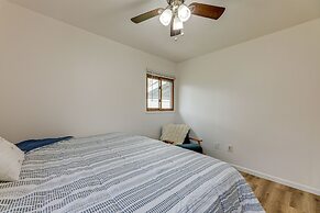 Well-equipped Dayton Home: 5 Mi to University!
