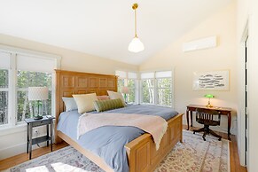 Stunning Seal Cove Home Near Acadia National Park!