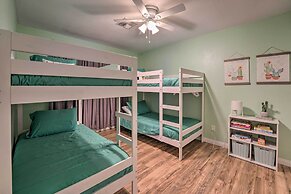 Updated Family Home - 2 Blocks to Colorado River!