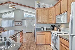 Woodsy Groveland Cabin w/ Deck < 3 Mi to Lake