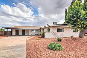 Lake Powell Views: Mid-century Home in Page