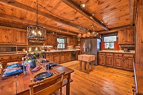 Cabin Near Boone w/ Hot Tub & Mountain Views