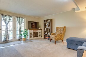 8 Mi to Dtwn Denver: Wheat Ridge Gem w/ Patio